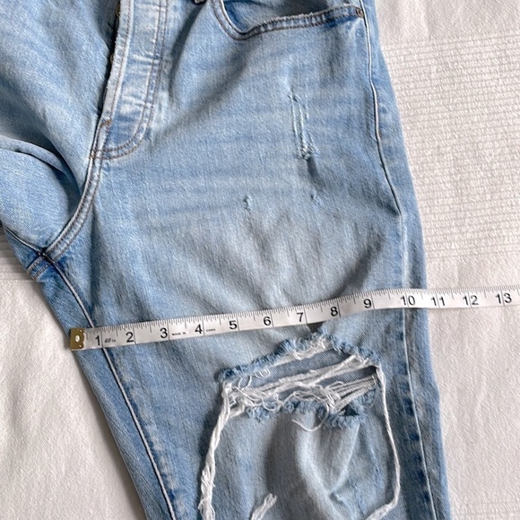 pistola Distressed Nico High Rise Mom Light Wash Jeans Size 29 - Picture 9 of 11